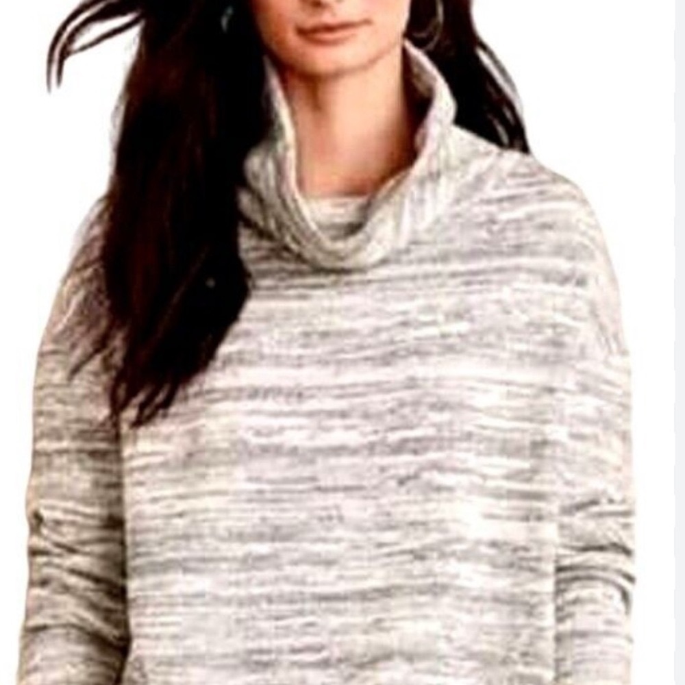 🆕T & B Tunic Sweater